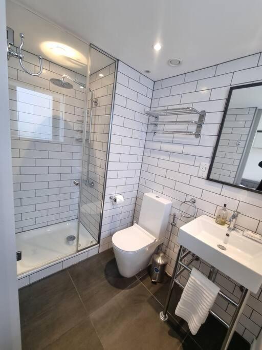 Manhattan Style Apartment In Fulham Londen Buitenkant foto